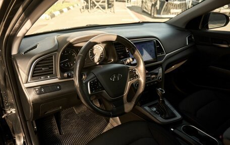 Hyundai Elantra VI рестайлинг, 2018 год, 1 730 000 рублей, 5 фотография