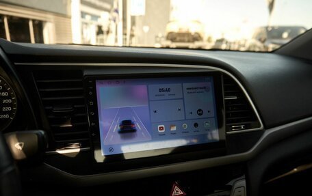 Hyundai Elantra VI рестайлинг, 2018 год, 1 730 000 рублей, 9 фотография