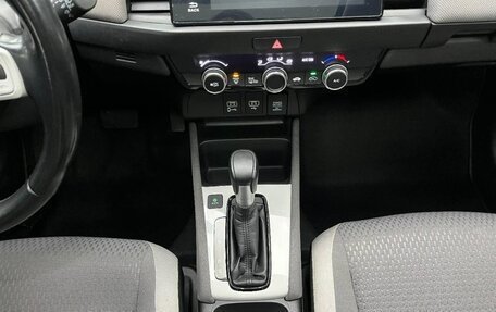 Honda Fit, 2022 год, 1 300 000 рублей, 21 фотография