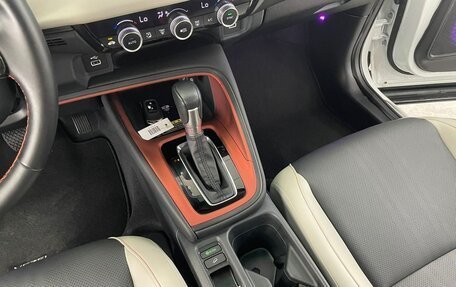 Honda Vezel, 2022 год, 1 800 000 рублей, 15 фотография