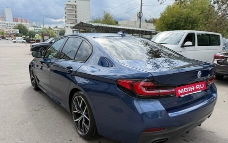 BMW 5 серия, 2021 год, 5 500 000 рублей, 4 фотография