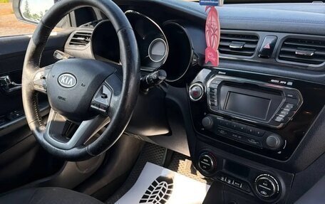 KIA Rio III рестайлинг, 2012 год, 665 000 рублей, 5 фотография