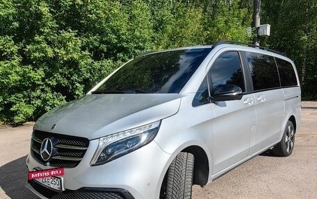 Mercedes-Benz V-Класс, 2021 год, 5 750 000 рублей, 2 фотография