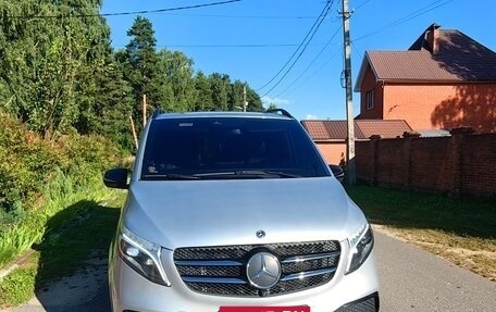 Mercedes-Benz V-Класс, 2021 год, 5 750 000 рублей, 31 фотография
