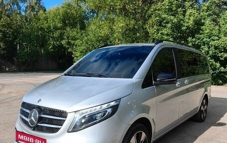 Mercedes-Benz V-Класс, 2021 год, 5 750 000 рублей, 26 фотография