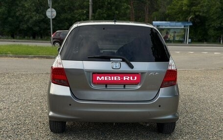 Honda Fit III, 2005 год, 420 000 рублей, 8 фотография