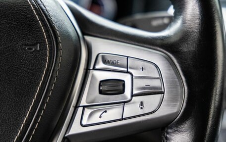 BMW 7 серия, 2016 год, 2 998 000 рублей, 17 фотография