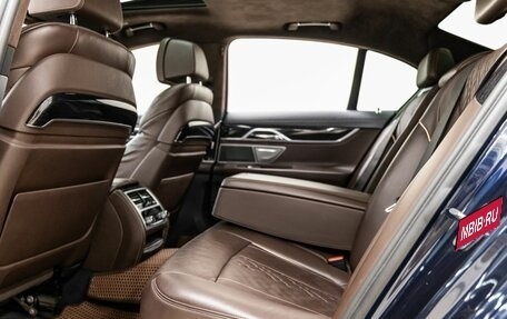 BMW 7 серия, 2016 год, 2 998 000 рублей, 22 фотография