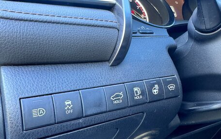 Toyota Camry, 2019 год, 3 000 000 рублей, 15 фотография
