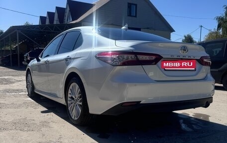Toyota Camry, 2019 год, 3 000 000 рублей, 8 фотография