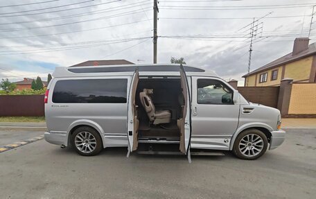 Chevrolet Express II, 2020 год, 11 000 000 рублей, 4 фотография