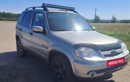 Chevrolet Niva I рестайлинг, 2013 год, 550 000 рублей, 14 фотография