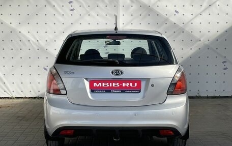 KIA Rio II, 2011 год, 740 000 рублей, 6 фотография