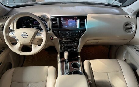 Nissan Pathfinder, 2014 год, 1 500 000 рублей, 29 фотография