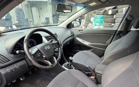 Hyundai Solaris II рестайлинг, 2013 год, 699 000 рублей, 5 фотография