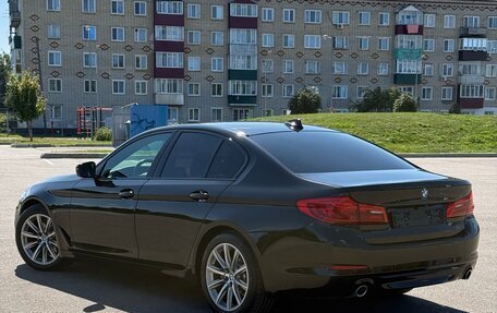 BMW 5 серия, 2018 год, 3 100 000 рублей, 4 фотография