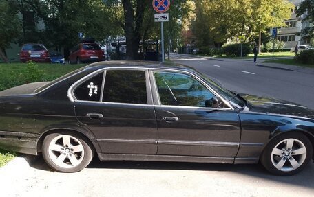BMW 5 серия, 1988 год, 300 000 рублей, 5 фотография