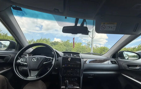 Toyota Camry, 2015 год, 1 950 000 рублей, 6 фотография