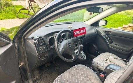 Toyota Matrix, 2004 год, 480 000 рублей, 10 фотография