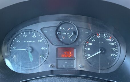 Peugeot Partner II рестайлинг 2, 2021 год, 1 300 000 рублей, 14 фотография