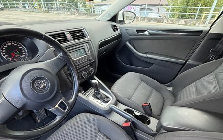 Volkswagen Jetta VI, 2014 год, 990 000 рублей, 6 фотография