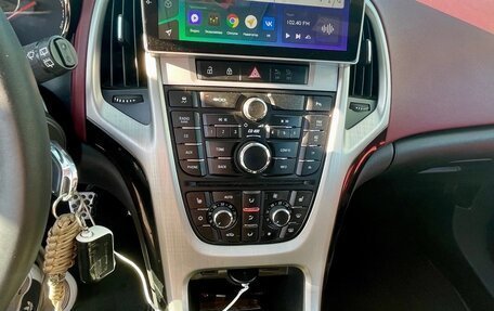 Opel Astra J, 2011 год, 820 000 рублей, 14 фотография