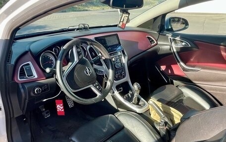 Opel Astra J, 2011 год, 820 000 рублей, 12 фотография