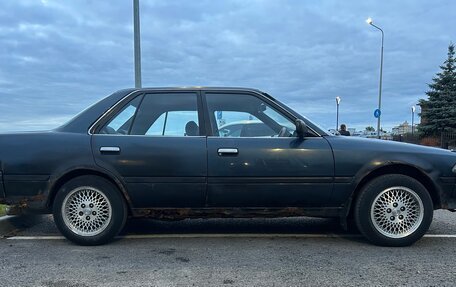 Toyota Corona VIII (T170), 1989 год, 195 000 рублей, 3 фотография