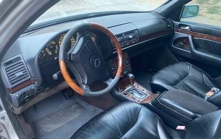 Mercedes-Benz S-Класс, 1994 год, 600 000 рублей, 7 фотография