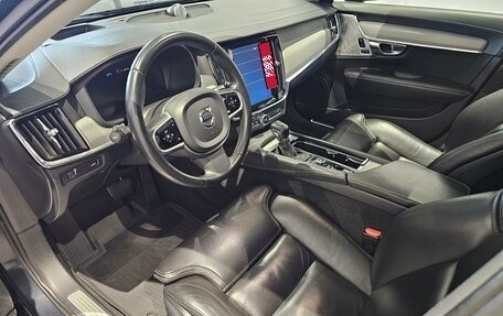 Volvo S90 II рестайлинг, 2017 год, 2 250 000 рублей, 23 фотография