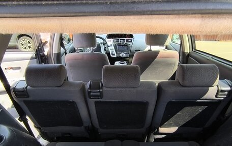 Toyota Prius v (+) I (ZVW40/41) рестайлинг, 2013 год, 1 150 000 рублей, 8 фотография