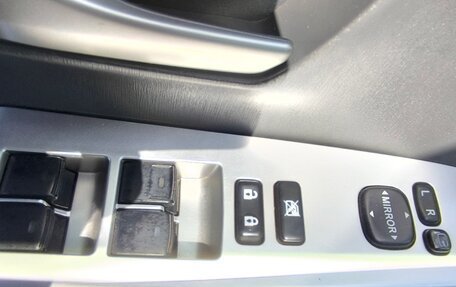 Toyota Prius v (+) I (ZVW40/41) рестайлинг, 2013 год, 1 150 000 рублей, 9 фотография