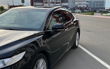 Toyota Camry, 2019 год, 2 250 000 рублей, 2 фотография