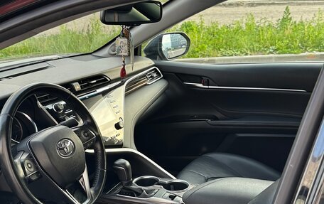 Toyota Camry, 2019 год, 2 250 000 рублей, 6 фотография