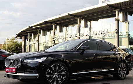 Volvo S90 II рестайлинг, 2021 год, 3 340 000 рублей, 1 фотография