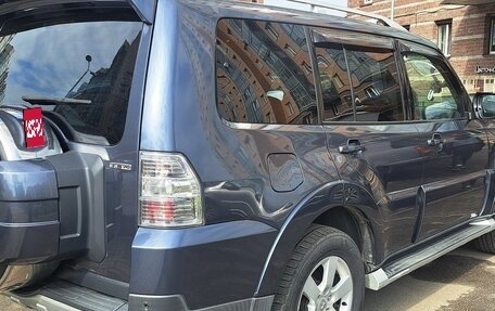 Mitsubishi Pajero IV, 2008 год, 1 570 000 рублей, 3 фотография