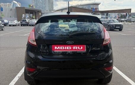 Ford Fiesta, 2018 год, 950 000 рублей, 4 фотография