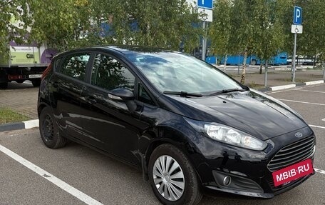Ford Fiesta, 2018 год, 950 000 рублей, 2 фотография