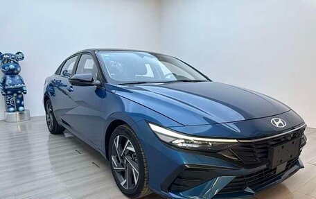 Hyundai Elantra, 2023 год, 1 290 000 рублей, 3 фотография