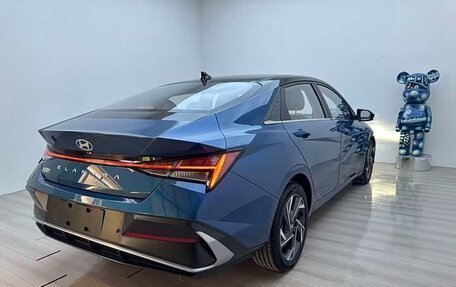 Hyundai Elantra, 2023 год, 1 290 000 рублей, 4 фотография