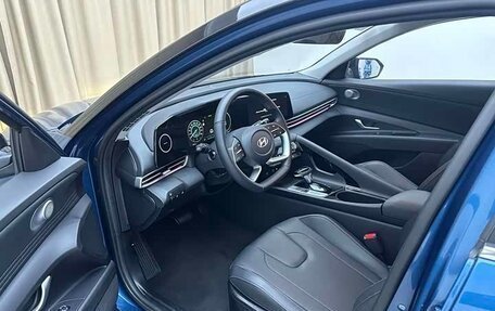Hyundai Elantra, 2023 год, 1 290 000 рублей, 9 фотография