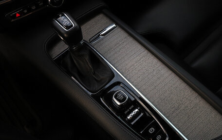 Volvo S90 II рестайлинг, 2021 год, 3 340 000 рублей, 26 фотография