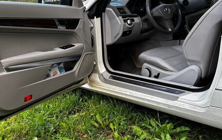 Mercedes-Benz E-Класс, 2010 год, 1 300 000 рублей, 8 фотография