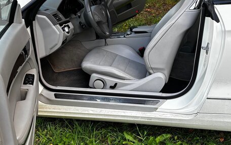 Mercedes-Benz E-Класс, 2010 год, 1 300 000 рублей, 9 фотография