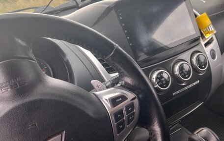 Mitsubishi Pajero Sport II рестайлинг, 2013 год, 1 785 000 рублей, 7 фотография