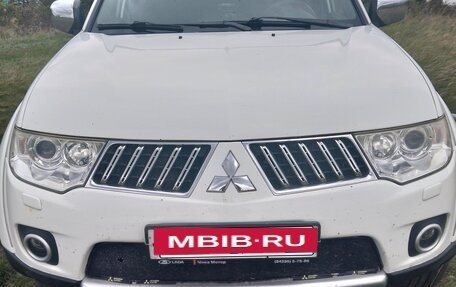Mitsubishi Pajero Sport II рестайлинг, 2013 год, 1 785 000 рублей, 6 фотография