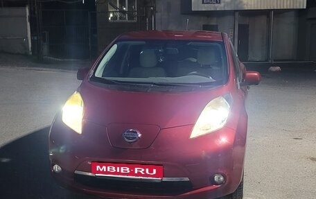 Nissan Leaf I, 2013 год, 1 490 000 рублей, 2 фотография
