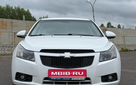 Chevrolet Cruze II, 2012 год, 629 999 рублей, 3 фотография
