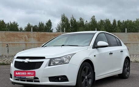 Chevrolet Cruze II, 2012 год, 629 999 рублей, 4 фотография
