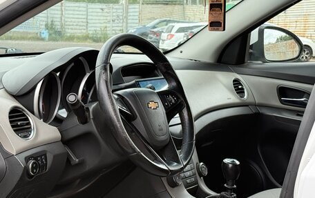 Chevrolet Cruze II, 2012 год, 629 999 рублей, 10 фотография
